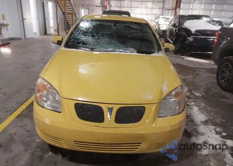 2008 Pontiac G5 z USA, uszkodzony, nr VIN 1G2AL18F187246704